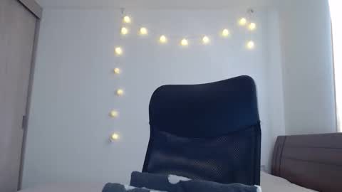 Nala online show from 04-10-26, 03:06