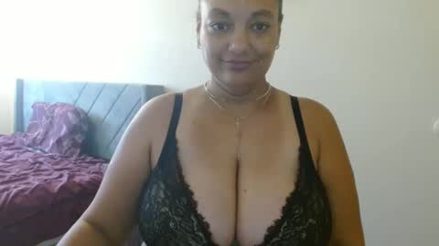 Nala Thickk online show from 12-20-24, 04:04