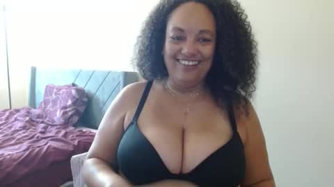 Nala Thickk online show from 12-28-24, 04:30