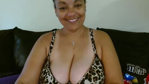 Nala Thickk online show from 10-07-25, 05:43