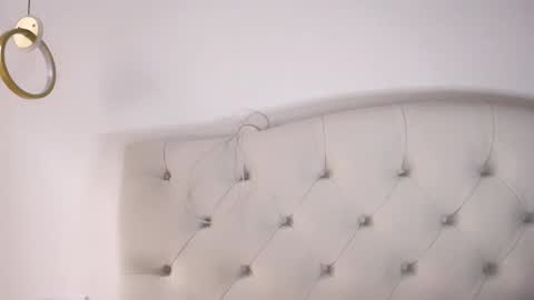 Snapshot of name666999 chatting on 12-13-25, 08:04 Lady online show from 12-13-25, 08:04