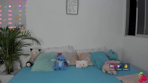 Snapshot of namibergman_ chatting on 12-13-24, 11:17 N A M I    -   OF  namibergmant online show from 12-13-24, 11:17