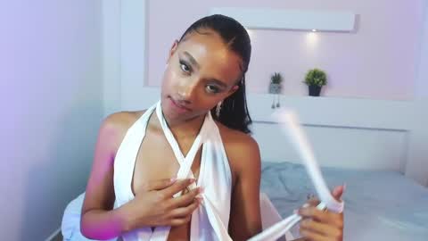 Namoi Smith online show from 12-23-24, 09:59