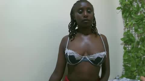 Snapshot of nana2095 chatting on 05-27-26, 05:59 nana2095 online show from 05-27-26, 05:59