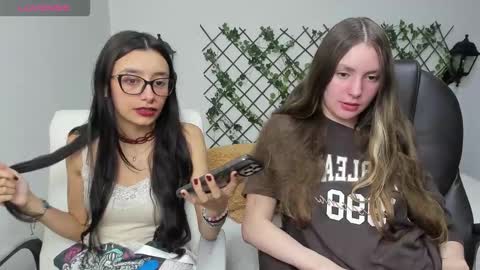 Snapshot of nana_rousse chatting on 02-25-26, 01:48 Rousse online show from 02-25-26, 01:48