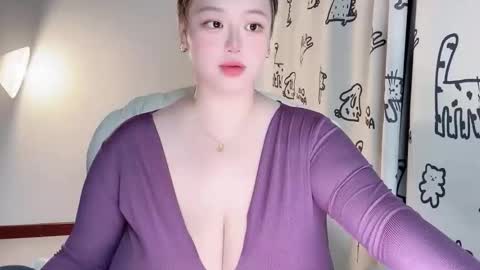 Snapshot of nanabigbobo chatting on 10-12-25, 04:50 nanabigbobo online show from 10-12-25, 04:50