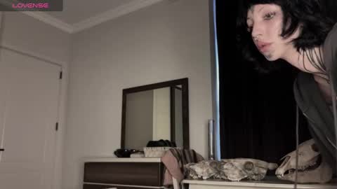 Snapshot of nananevaeragain chatting on 12-24-24, 11:28 Nana online show from 12-24-24, 11:28