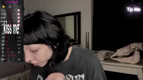 Snapshot of nananevaeragain chatting on 12-27-24, 02:22 Nana online show from 12-27-24, 02:22