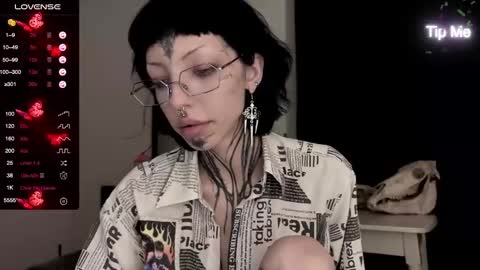 Snapshot of nananevaeragain chatting on 01-06-25, 07:13 Nana online show from 01-06-25, 07:13