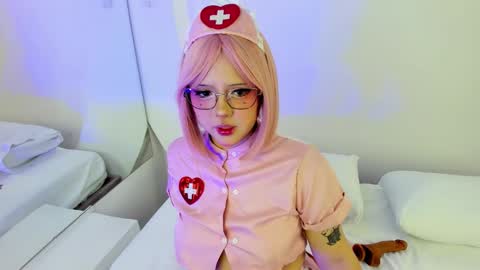 NanaOsaky online show from 03-10-25, 12:37