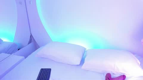 NanaOsaky online show from 01-19-26, 12:20