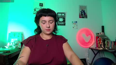 Snapshot of nanaxnana chatting on 09-14-25, 11:15 Alma Maria online show from 09-14-25, 11:15