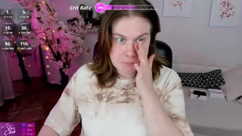 Nancy online show from 09-24-25, 04:32