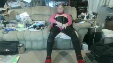 Snapshot of nancyboy_1 chatting on 02-14-26, 10:39 nancyboy_1 online show from 02-14-26, 10:39