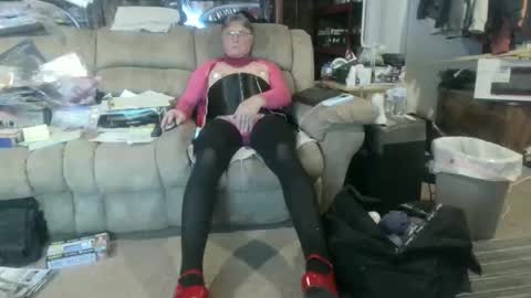 Snapshot of nancyboy_1 chatting on 02-19-26, 09:44 nancyboy_1 online show from 02-19-26, 09:44