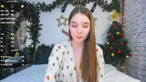 Luna online show from 01-17-25, 11:17