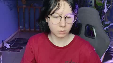 nancymartinez online show from 11-20-25, 05:07