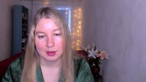 Nancy online show from 02-08-26, 05:33