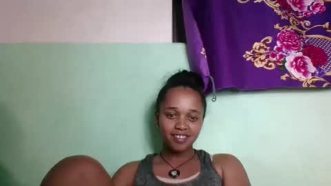 nandrianina416143 online show from 04-12-26, 03:28