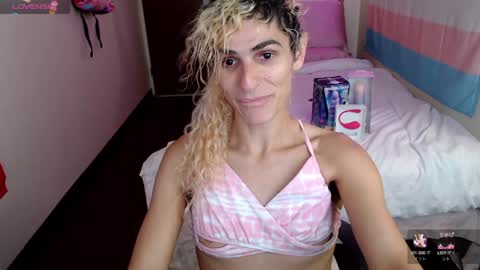 Snapshot of nanikitty69 chatting on 01-03-25, 02:43 Nanki Teresa online show from 01-03-25, 02:43