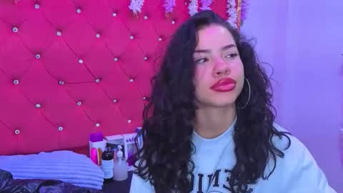 nanis james15 online show from 11-25-25, 02:55