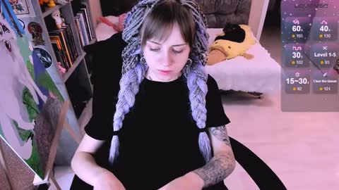 Snapshot of nanitamoore chatting on 12-03-24, 05:31 Monday-Friday 12-4 AM and 6-9 AM New York time online show from 12-03-24, 05:31