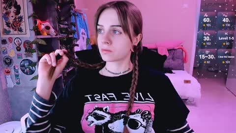 Snapshot of nanitamoore chatting on 01-26-25, 11:29 Monday-Friday 12-4 AM and 6-9 AM New York time online show from 01-26-25, 11:29