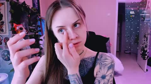 Snapshot of nanitamoore chatting on 02-01-25, 08:16 Monday-Friday 12-4 AM and 6-9 AM New York time online show from 02-01-25, 08:16