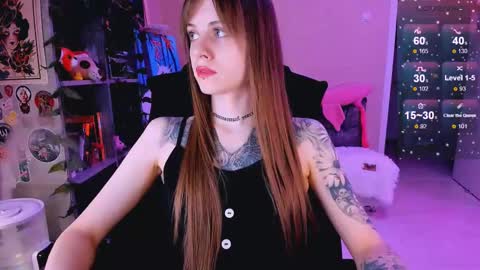 Snapshot of nanitamoore chatting on 02-25-25, 08:19 Monday-Friday 12-4 AM and 6-9 AM New York time online show from 02-25-25, 08:19