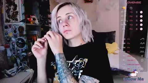 Snapshot of nanitamoore chatting on 10-12-25, 07:51 Monday-Friday 12-4 AM and 6-9 AM New York time online show from 10-12-25, 07:51