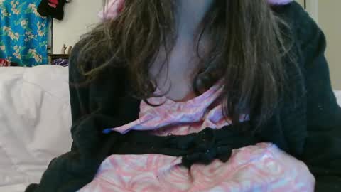 Snapshot of nannabaldur chatting on 12-28-24, 07:55 Nanna Baldur online show from 12-28-24, 07:55