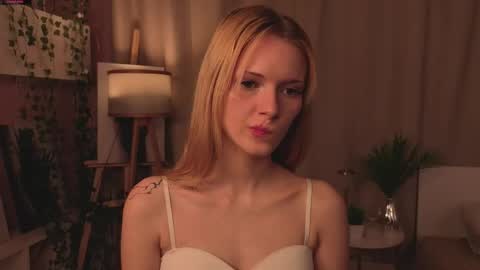 nannetteterrill online show from 04-21-26, 07:03