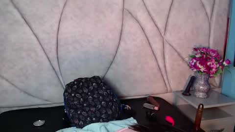 Snapshot of nany_pretty chatting on 12-15-24, 05:02 nany_pretty online show from 12-15-24, 05:02