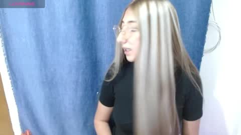nanylux online show from 07-25-26, 06:11
