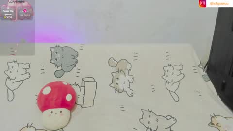 Snapshot of naoko_uwu chatting on 05-25-26, 01:00 Naoko online show from 05-25-26, 01:00