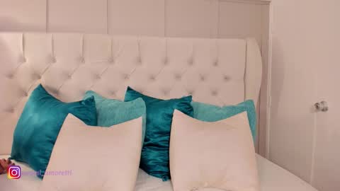 Naomi Amoretti online show from 03-10-26, 05:29