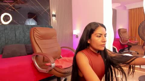 Naomi online show from 01-17-26, 12:43