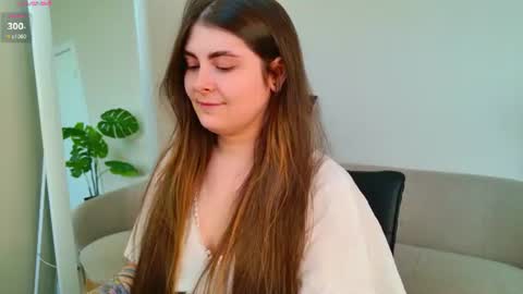 Snapshot of naomi_parsons chatting on 06-16-26, 02:19 Stacy ntmu 3 online show from 06-16-26, 02:19
