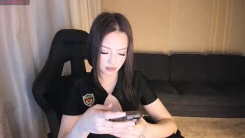 Snapshot of naomi_san chatting on 01-09-25, 09:16 Naomi online show from 01-09-25, 09:16