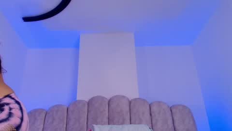 naomi online show from 04-20-26, 11:46