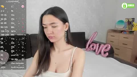 Naomi online show from 02-20-25, 02:24