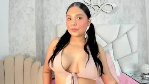 naomi walker  online show from 05-22-26, 07:30