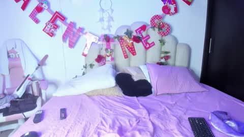    online show from 02-05-25, 02:37