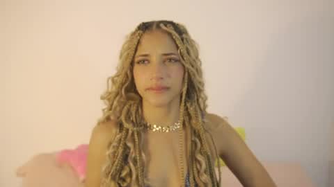 Snapshot of naomidawsonn chatting on 04-07-26, 01:39 naomidawson online show from 04-07-26, 01:39