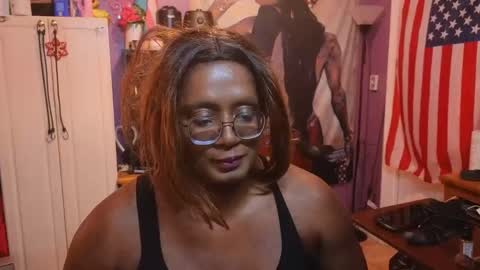 Naomi online show from 10-02-25, 01:07