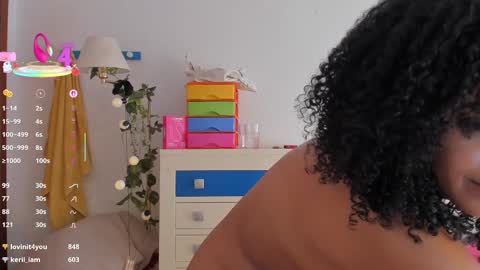 Snapshot of naomigarcia chatting on 02-17-25, 10:51 Naomi online show from 02-17-25, 10:51