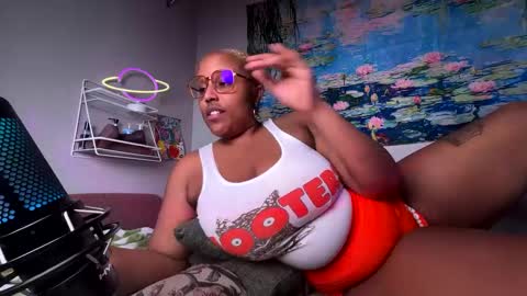 Naomigiirl6 online show from 03-10-25, 11:06