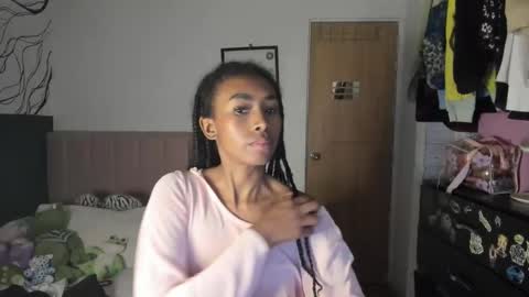 Naomii online show from 02-09-25, 06:54