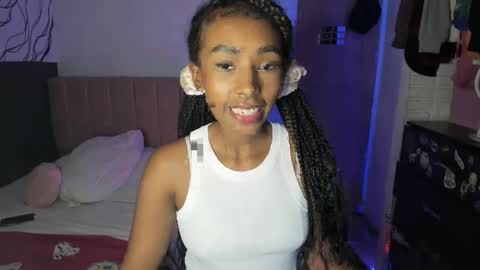 Naomii online show from 03-06-25, 01:58