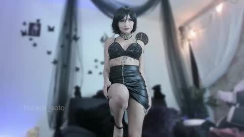 Naomi online show from 10-25-25, 01:57